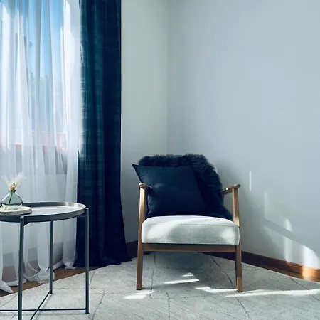 11 Cozy And Quiet アパート